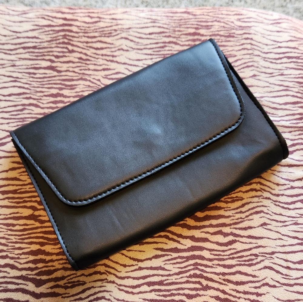 Vegan leather clutch NWOT